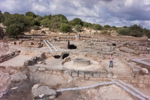 צילום אוירי של מתחם החפירות ברמת בית שמש - צילום: גריפין צילומי אויר