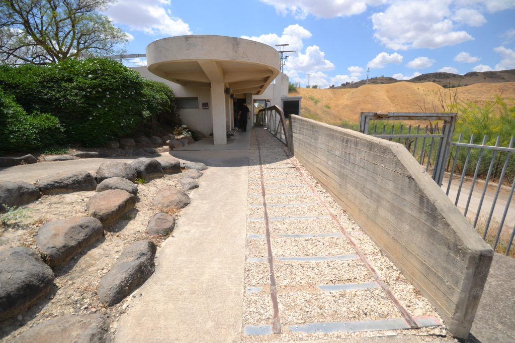 דגם תחנת הרכבת העות'מנית בחצר גשר הישנה - צילום: מורן יונה אליאן